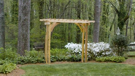 Build a Garden Trellis This Weekend - Exmark's Backyard Life