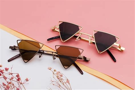 Sinle Metal Luxury Triangle Sunglasses For Women - Buy Luxury Sunglasses,Triangle Sunglasses ...