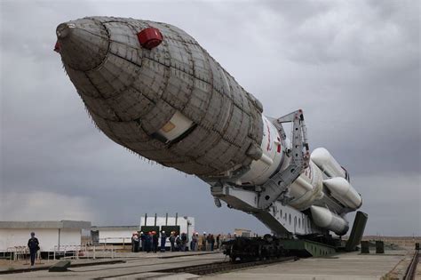 Global Space Industry Awaits Russian Rocket Launch - WSJ