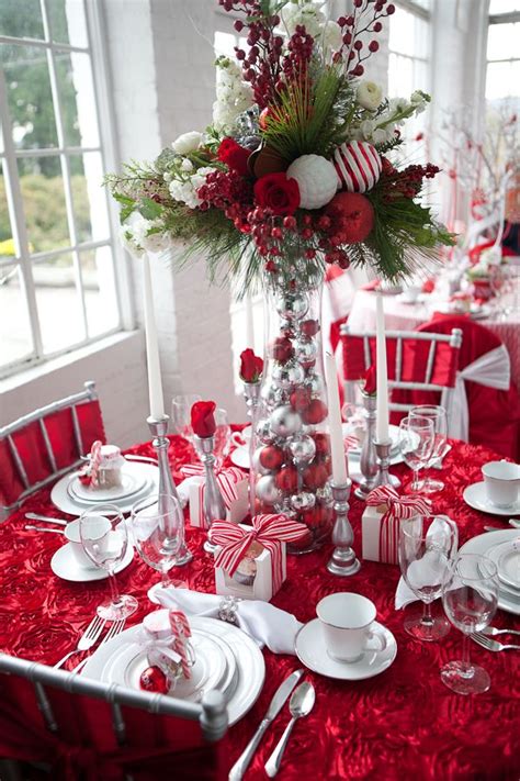 335 best Christmas & Winter Floral Arrangements images on Pinterest | Floral arrangements ...