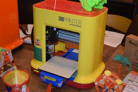 da Vinci Mini 3D Printer Costs Less Than $300 | Digital Trends