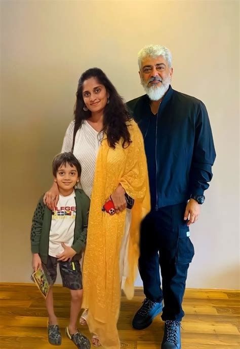 Ajith Kumar's latest family photos in new mass getup go viral - Tamil News - IndiaGlitz.com