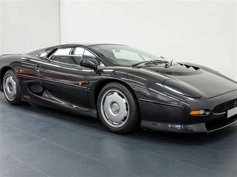 Jaguar XJ220 Market - CLASSIC.COM