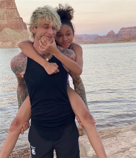 How old is Machine Gun Kelly's daughter and who's his baby mama Emma Cannon?