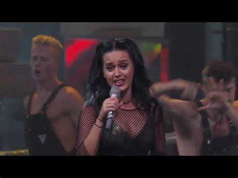 SEXY KATY PERRY — Katy Perry - Roar (Live At The Itunes festival)