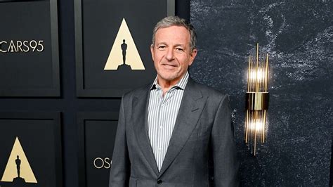 Bob Iger to stay on as CEO of Walt Disney Company through 2026 - ABC News