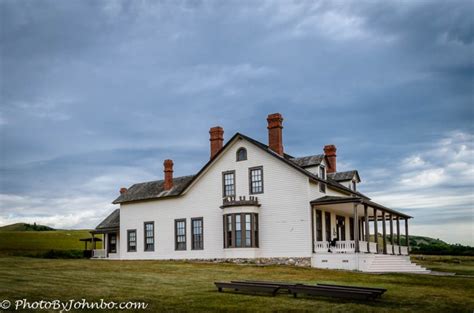 Fort Abraham Lincoln – The Custer House – Journeys with Johnbo