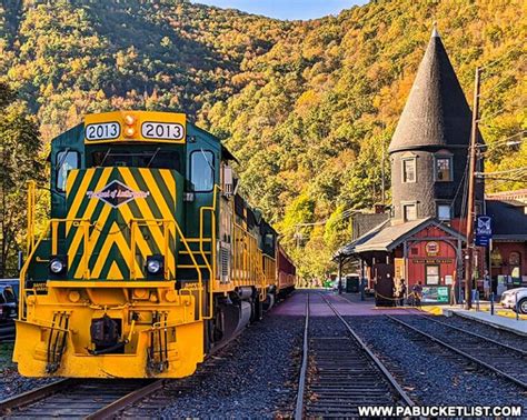 Riding the Lehigh Gorge Scenic Railway in Jim Thorpe - PA Bucket List