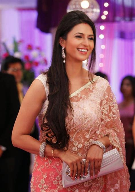 Divyanka Tripathi as Ishita HD Wallpapers Free Download | Wallpapers HD | Pinterest | Wallpaper ...