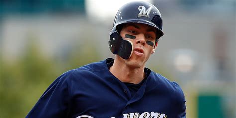 Christian Yelich returns after elbow injury