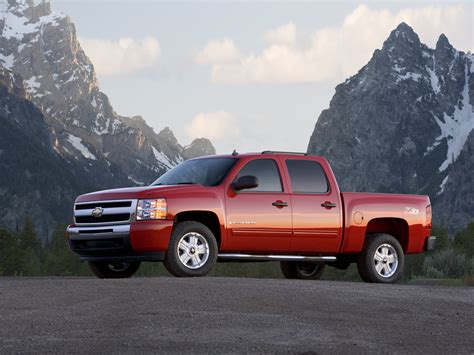 2010 Chevrolet Silverado | GM Authority