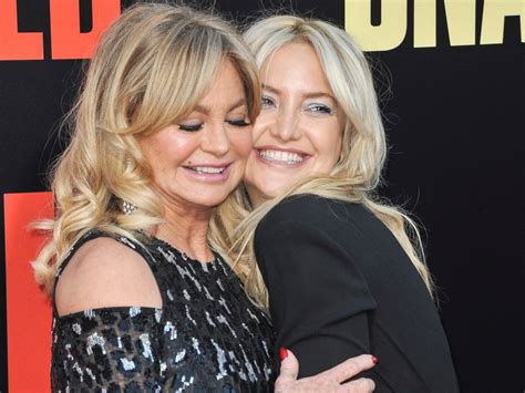 Kate Hudson & Goldie Hawn's Mother-Daughter Relationship Timeline