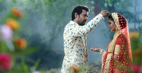 [PHOTOS] These stills of Abhi and Pragya's wedding from Kumkum Bhagya will make you fall in love ...