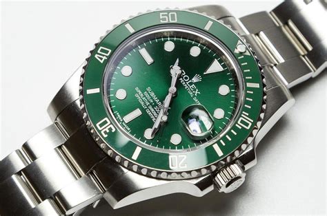 Rolex Submariner Green Ceramic Bezel ref. 116610LV sold on Chrono24