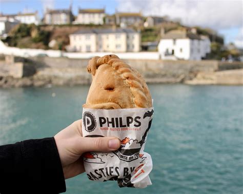 The ultimate Cornish pasty guide | Forever Cornwall