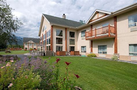 Best Western Plus Valemount Inn & Suites, BC - See Discounts