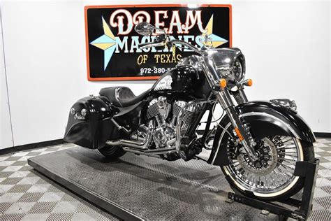 Dream Machines Of Texas 2017 Indian Motorcycle Chief Classic 6890 Miles ...