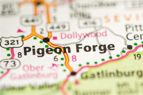 Ultimate Guide to the Pigeon Forge Trolley for 2023