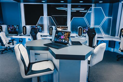 Alienware Longhorn Esports Lounge Launches in UT-Dell Partnership - UT News