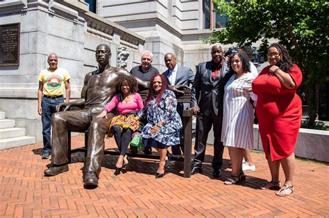 New Jersey city unveils 700-pound statue of George Floyd | Fox News