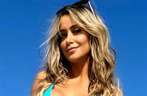 Former WWE Talent Aliyah Says “Life’s A Beach” In Jaw-Dropping Instagram Post – WEB IS JERICHO