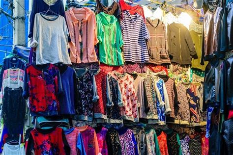 14 Reasons Why Sarojini Nagar Market Is Every Shopper's Paradise | magicpin blog