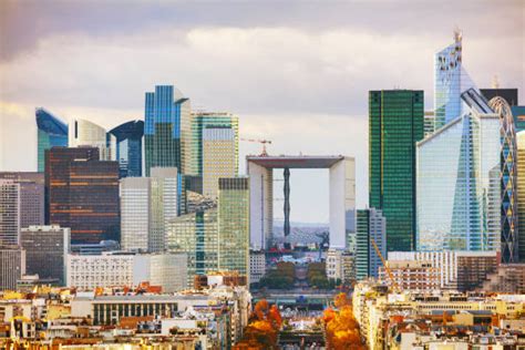 3,500+ Paris La Defense Skyline Stock Photos, Pictures & Royalty-Free ...