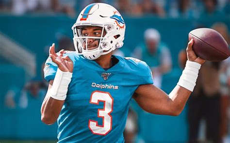 Tua Tagovailoa Already Displaying Supreme Leadership as Dolphins Quarterback of Future - Dolphin ...