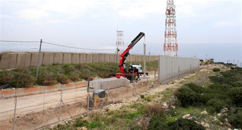 U.N. peacekeepers confirm second tunnel at Lebanon-Israel