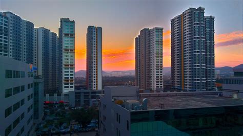 Pune city, India. Sneak peak of mountains and modern buildings. | Modern buildings, Building ...