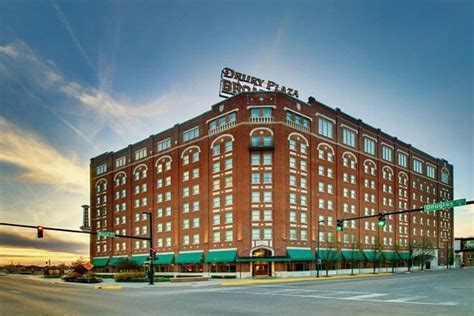 17 Best Hotels in Wichita, KS for 2024 (Top-Rated Stays!)