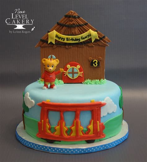 Daniel Tiger cake; trolley cake; mr. rogers neighborhood cake | Daniel tiger birthday cake ...