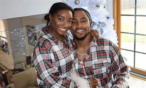 Simone Biles and Husband Jonathan Owens Model Matching Christmas Pajamas Amid Podcast Drama ...