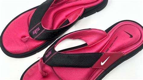 Womens Nike Memory Foam Flip Flops