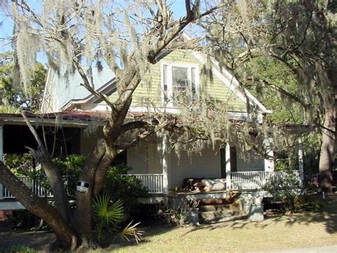 The Graves House - A National Register of Historic Places Contributing Structure