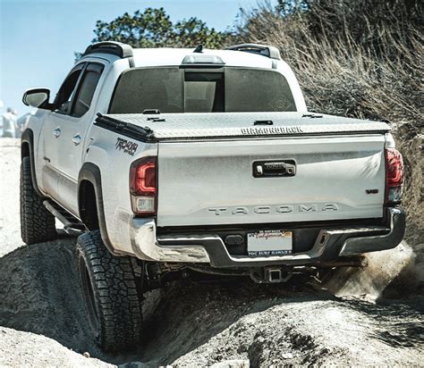 Hard Tonneau Cover | DiamondBack SE | DiamondBack Covers