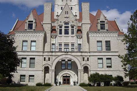 Places To Go, Buildings To See: Hancock County Courthouse - Greenfield ...