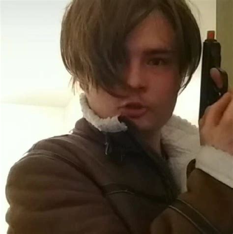 My resident evil 4 Leon cosplay : r/residentevil