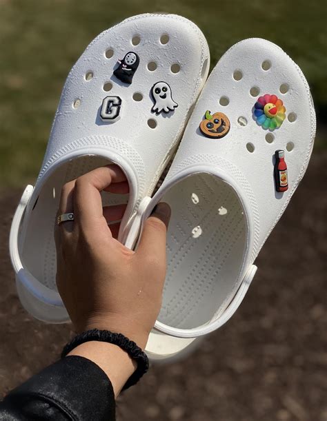 my little jibbitz family : r/crocs