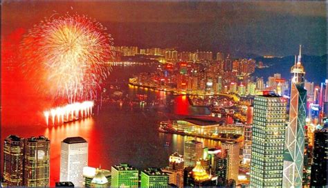 Hong Kong 2000's Fireworks over Victoria Harbour | Etsy