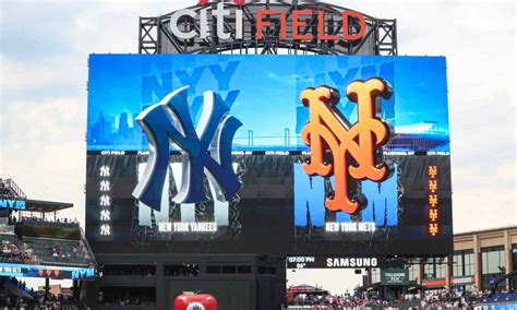 When did Yankees and Mets play in the World Series against each other?