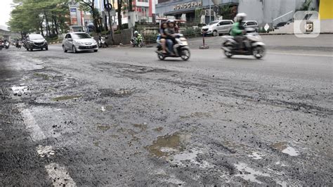 22 Ribu Jalan Rusak di Jakarta Ditambal Sulam, Pemprov DKI: Kalau Hujan, Percuma Permanen - News ...