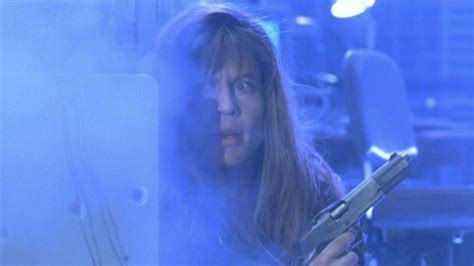 Linda Hamilton Terminator 2