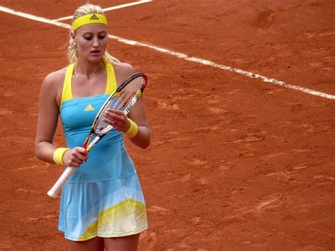 Top 5 Best French Tennis Female Players - Discover Walks Blog