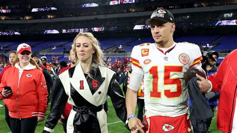 Brittany Mahomes To Appear In SI Swimsuit Issue | 102.5 WDVE