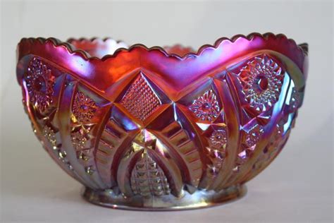 vintage sunset red carnival glass bowl, Indiana heirloom pattern luster glass