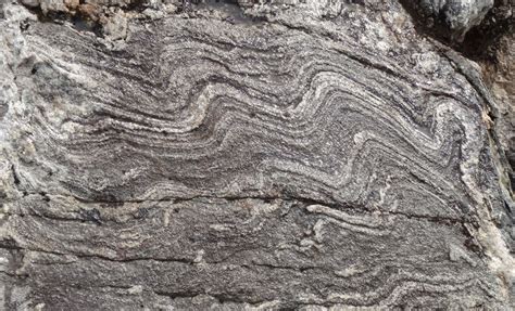 Metamorphic Rock Facts: Fascinating Types of Metamorphic Rocks ...