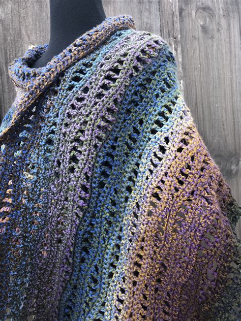 Crochet shawl - www.awe-tuning.com