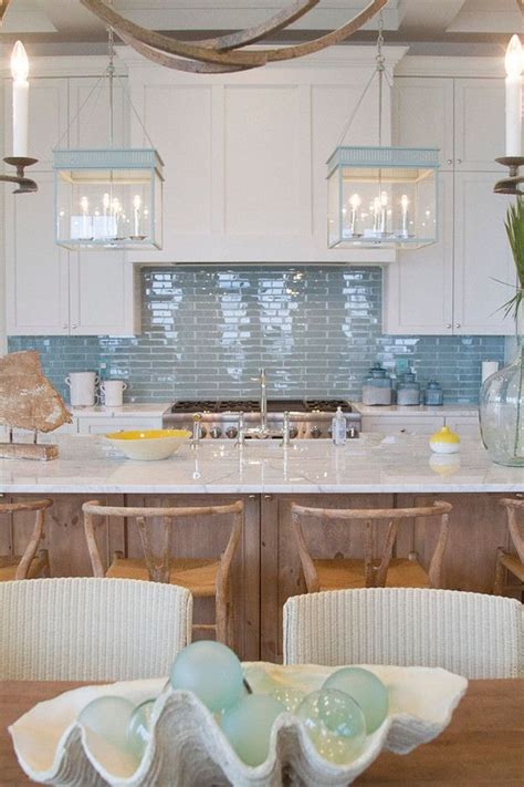 Gorgeous Coastal Kitchen Design Ideas 25 - PIMPHOMEE