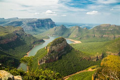 landscape photography of mountains under blue sky, Blyde river canyon, South Africa [OC] [5611 × ...